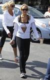 LindsayLohan.us 0d33ec2ed43fc207508a23b9a5d1e644 Lindsay Lohan   wearing a sports bra at a Coffee Bean & Tea Leaf in LA 07/09/10 Lindsay Lohan Pictures and videos