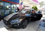 LindsayLohan.us 10ea1a93876164421080fffd226d57b7  Lindsay Lohan out shopping at Sama Eye Wear and gets gas in West Hollywood August 27 x60 Lindsay Lohan Pictures and videos