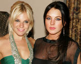 LindsayLohan.us 2a65a865a43055818403b41c663794a3 Lindsay Lohan Picture Mega Post Lindsay Lohan Pictures and videos