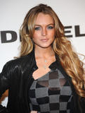 LindsayLohan.us 2fa0dc3e8b7985c802ab505fb3417909 Lindsay Lohan Picture Mega Post Lindsay Lohan Pictures and videos