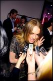 LindsayLohan.us 2fd41cacb05bd0e563c20b4d609a0ae0 Lindsay Lohan Picture Mega Post Lindsay Lohan Pictures and videos