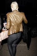 LindsayLohan.us Lindsay Lohan see thru top shopping at 14 Karat in LA 01/21/12 Lindsay Lohan Pictures and videos LindsayLohan.us 3158365124194fa81c6b631b19d270f2 Lindsay Lohan see thru top shopping at 14 Karat in LA 01/21/12 Lindsay Lohan Pictures and videos