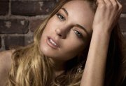 LindsayLohan.us 4687e749dc223889328bb390bdf0796e Lindsay Lohan in Darren Tiestes The Beauty Book for Brain Cancer Lindsay Lohan Pictures and videos