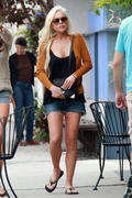 LindsayLohan.us Lindsay Lohan braless pokies in Venice 9/2/11 Lindsay Lohan Pictures and videos LindsayLohan.us 4ad2678ca86469df5d85bdc37f23fe33 Lindsay Lohan braless pokies in Venice 9/2/11 Lindsay Lohan Pictures and videos
