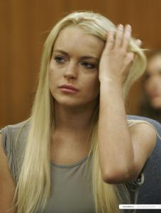LindsayLohan.us 4ad6c1ef92e122fb6a7c0ba9cc319b44 Lindsay Lohan @ court house in Beverly Hills   Jul 20  Lindsay Lohan Pictures and videos
