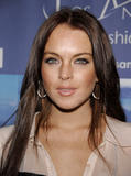 LindsayLohan.us 4fffb6ec816ca2a9a66de87c01fa7319 Lindsay Lohan Picture Mega Post Lindsay Lohan Pictures and videos