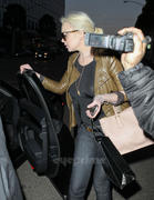 LindsayLohan.us Lindsay Lohan see thru top shopping at 14 Karat in LA 01/21/12 Lindsay Lohan Pictures and videos LindsayLohan.us 652128c32434b7696debfa5ae9c00149 Lindsay Lohan see thru top shopping at 14 Karat in LA 01/21/12 Lindsay Lohan Pictures and videos