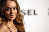 LindsayLohan.us 6f5c00a98954e8ad4519bed053b0939b Lindsay Lohan Picture Mega Post Lindsay Lohan Pictures and videos