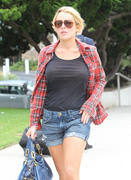 LindsayLohan.us 74e21e59d0d0ad758d73a8f61e9a1376  Lindsay Lohan visited a probation office in Santa Monica   27 Aug 2010   89HQ Lindsay Lohan Pictures and videos