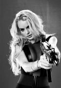 LindsayLohan.us ad44994127fa1d7979c3ff12075f9385 Machete shoot  Lindsay Lohan Pictures and videos
