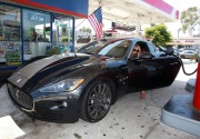 LindsayLohan.us cd936ab82b23692158eec81128d164ab  Lindsay Lohan out shopping at Sama Eye Wear and gets gas in West Hollywood August 27 x60 Lindsay Lohan Pictures and videos