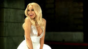 LindsayLohan.us d6e5ea9198958c5fde72a6b81c9adf32 Lindsay Lohan screen caps from Undergorund Comedy 2010 trailer Pictures Lindsay Lohan Pictures and videos