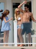 LindsayLohan.us d9ca7a88fe80dcbef29f0016d2b3225a Lindsay Lohan Picture Mega Post Lindsay Lohan Pictures and videos