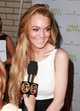 LindsayLohan.us d9ffc71e7a778c2f4e07f4e59f2b908a Lindsay Lohan Picture Mega Post Lindsay Lohan Pictures and videos